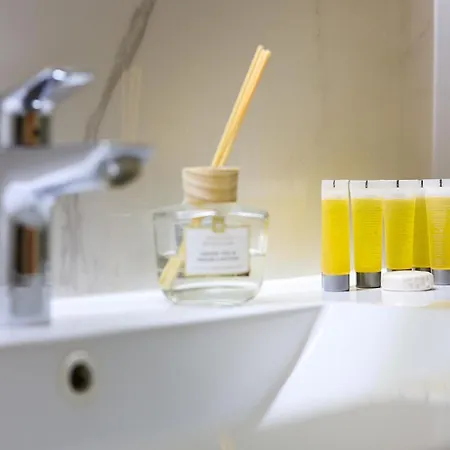 Zyndrama Centre Deluxe By Bookinghost アパート *