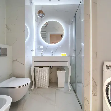 Zyndrama Centre Deluxe By Bookinghost 弗罗茨瓦夫