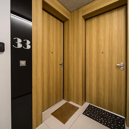 Zyndrama Centre Deluxe By Bookinghost 公寓 *