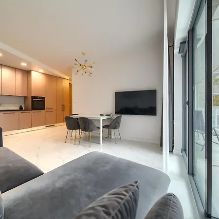 Apartmán Zyndrama Centre Deluxe By Bookinghost Vratislav