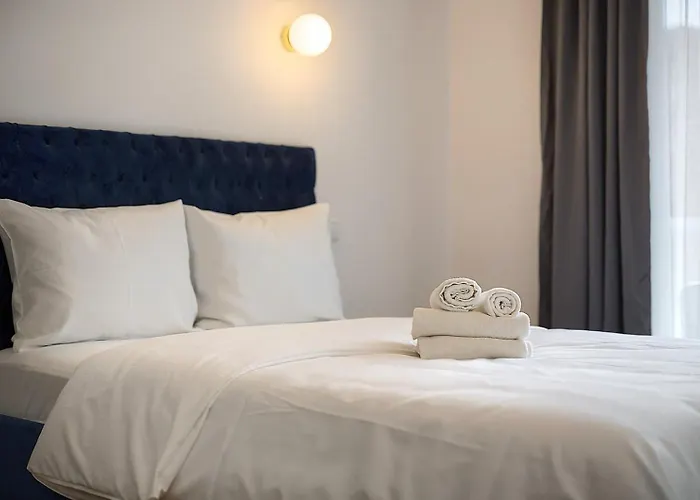 Zyndrama Centre Deluxe By Bookinghost Daire Wroclaw