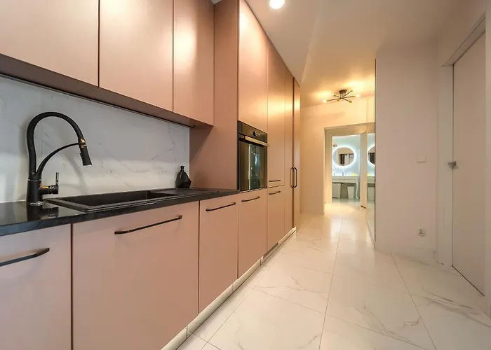 Daire Zyndrama Centre Deluxe By Bookinghost